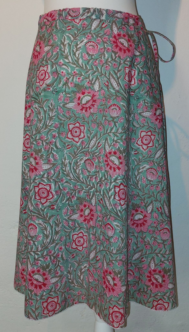 Jupe d&#039;été mi-longue - Coton voile léger – Imprimé Block Print Artisanal – Motif floral rose sur vert – Slow fashion femme 
