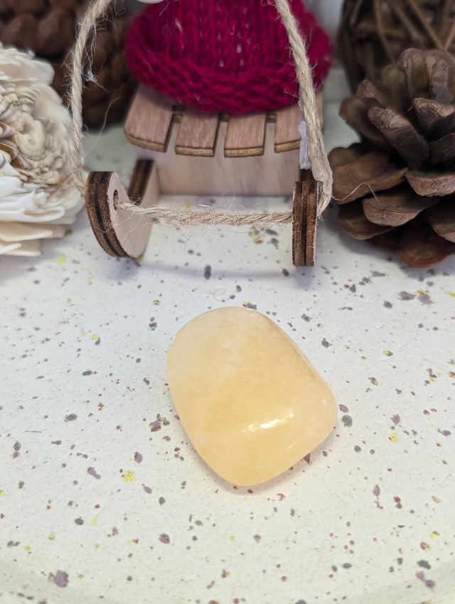 Pierre roulée calcite orange 