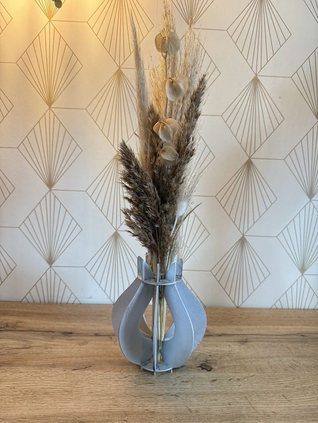 vase en bois avec pampa 