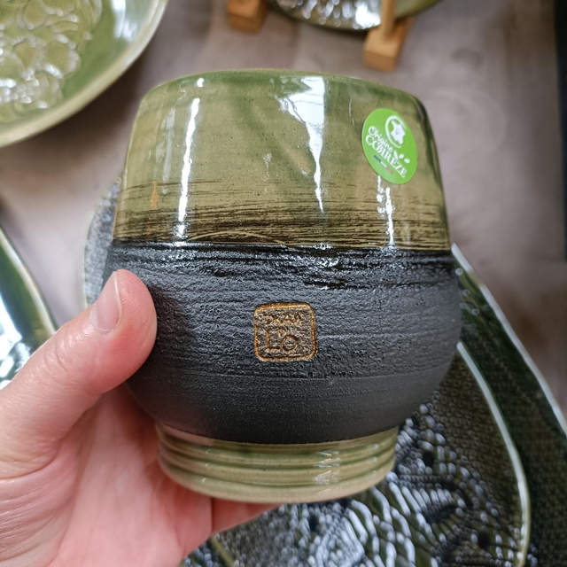 Petit vase bicolore, pièce unique.