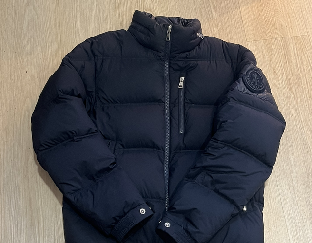 Moncler size 3 pre-owned cond 9/10