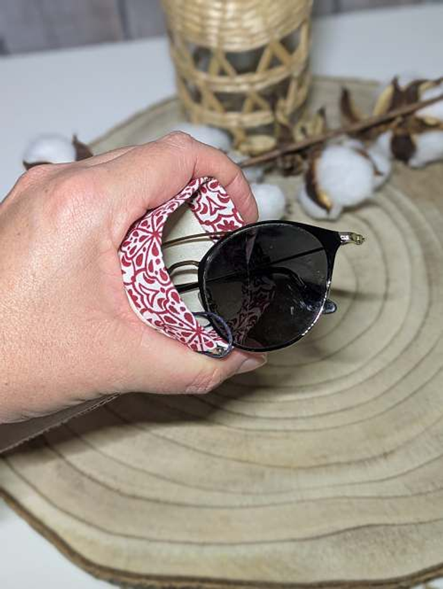 Étui lunettes à clapet