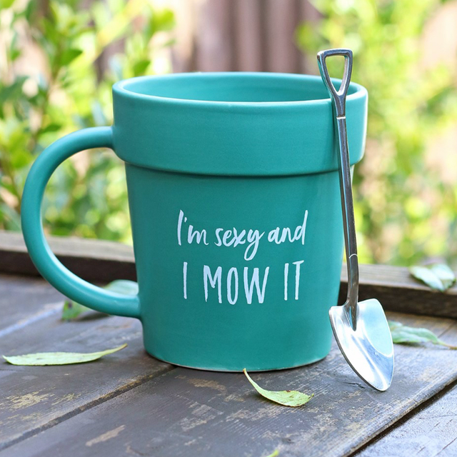 Sexy and I Mow It Plant Pot Mug & Shovel Spoon Set