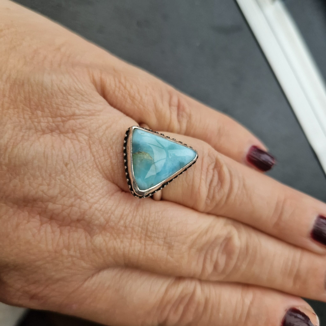 Sterling silver and triangular larimer ring size N1/2