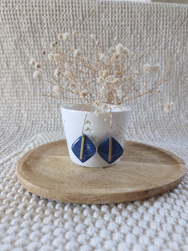 Boucles d&#039;oreilles Mae coloris bleu glossy