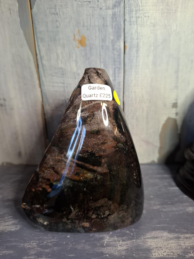 Garden Quartz Free-form 