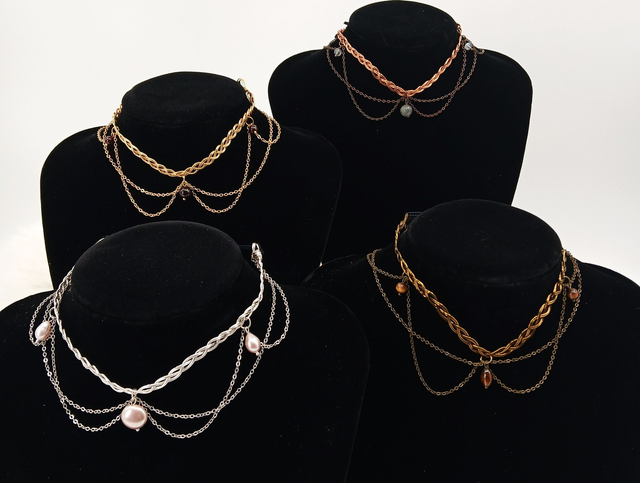 Nienna, ras-du-cou en cuivre et pierres naturelles