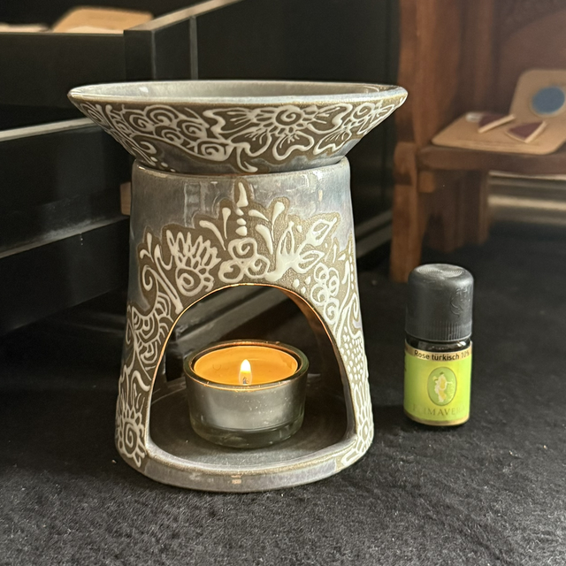 Ceramic Aroma Lamp, Essential Oil Burner Mandala Design , Handcrafted Stoneware, silvery grey purple white