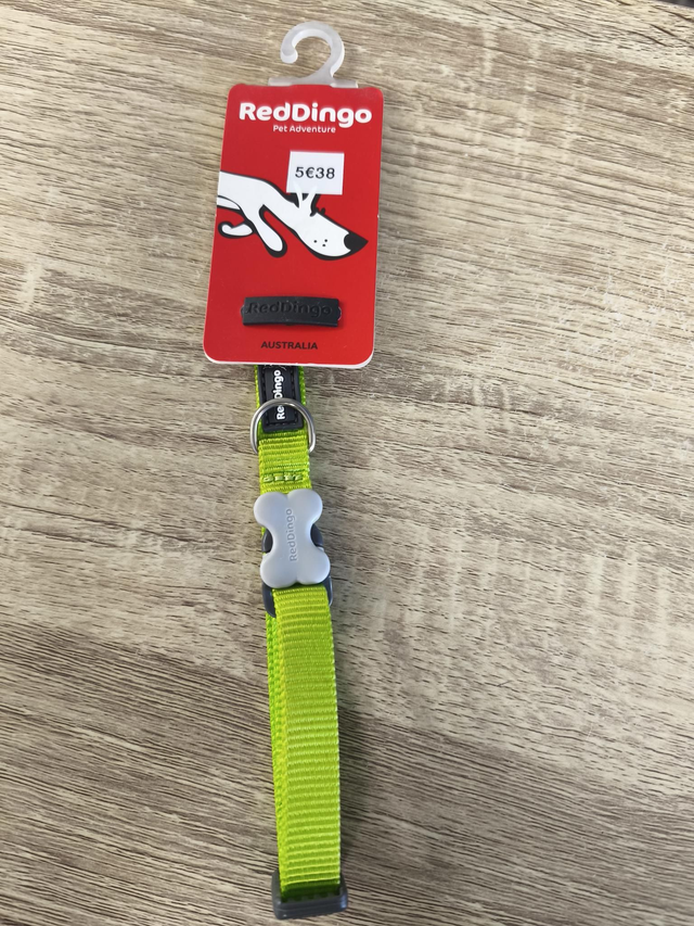 Collier vert   taille: 12mm   cou: 20-32cm