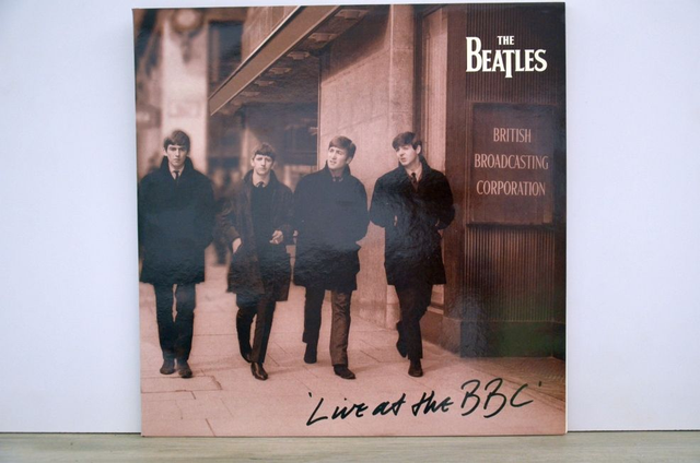 Beatles - Live At The BBC (OIS, Gatefold) (1994)