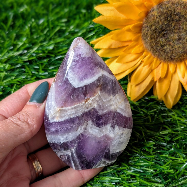 Dream / Chevron Amethyst Flame