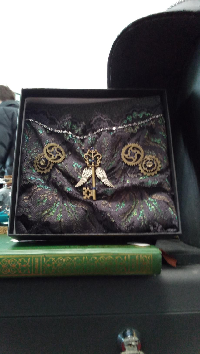 Collier steampunk dentelle