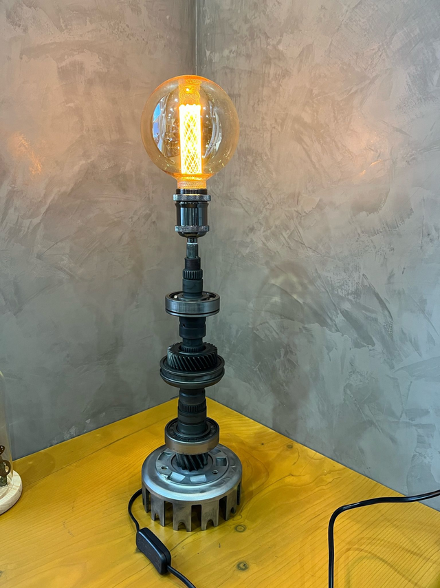 Lampe arbre secondaire de boîte