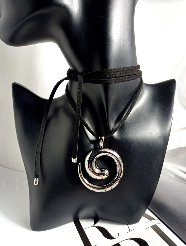 Cordão pingente espiral