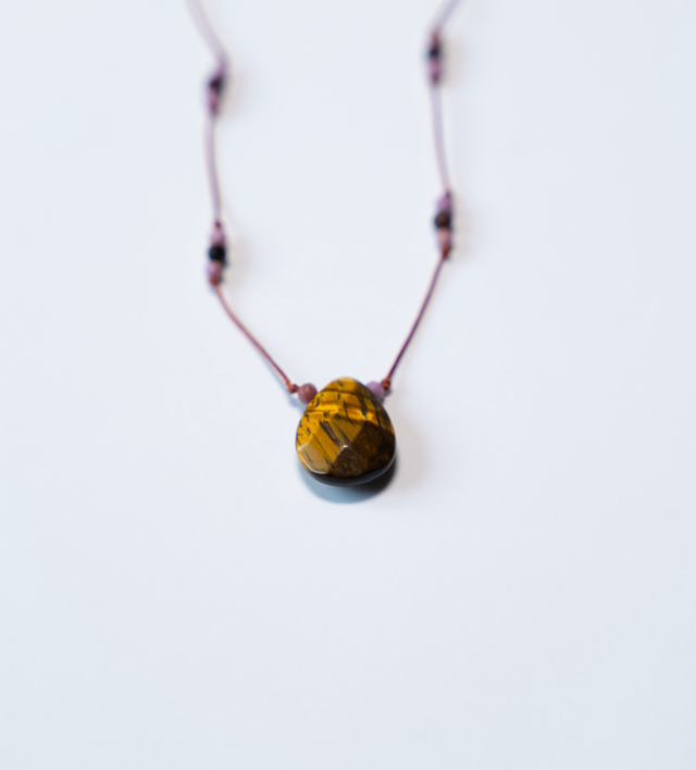 Collier SAKAR  Œil du tigre