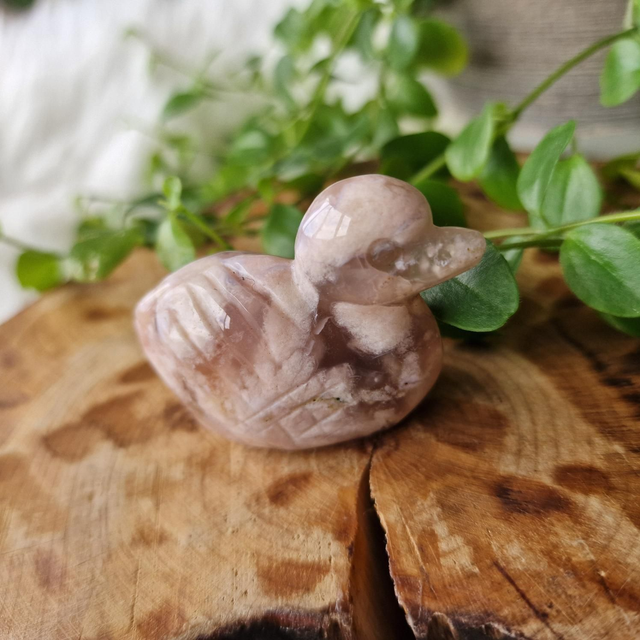 Flower Agate Duck Carving 