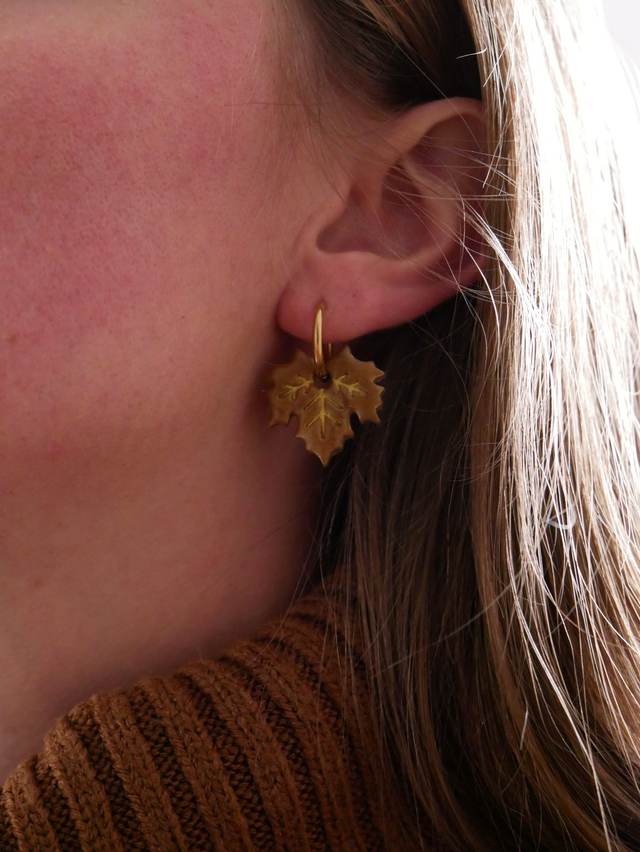 Feuilles d'érable bronze petites
