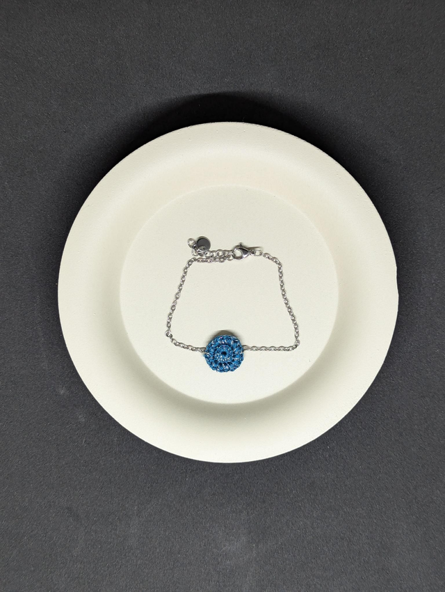 Bracelet bleu pétrole argenté