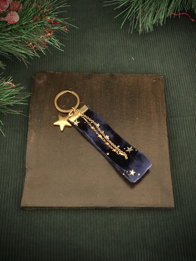 Velvet touch keychain - Navy Blue