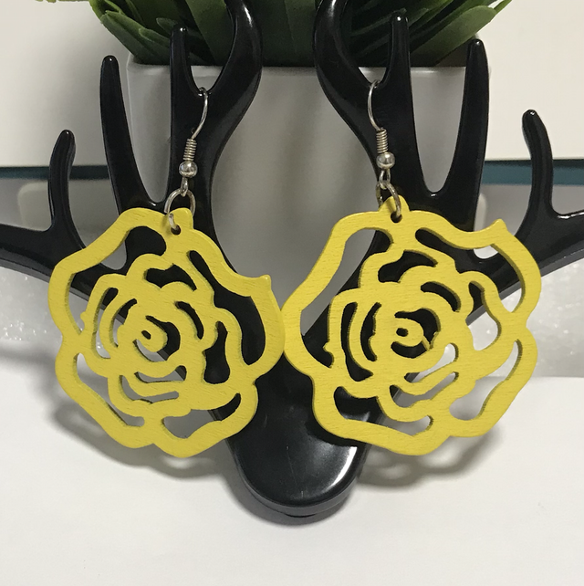 Yellow Dangling Earrings- YDE06