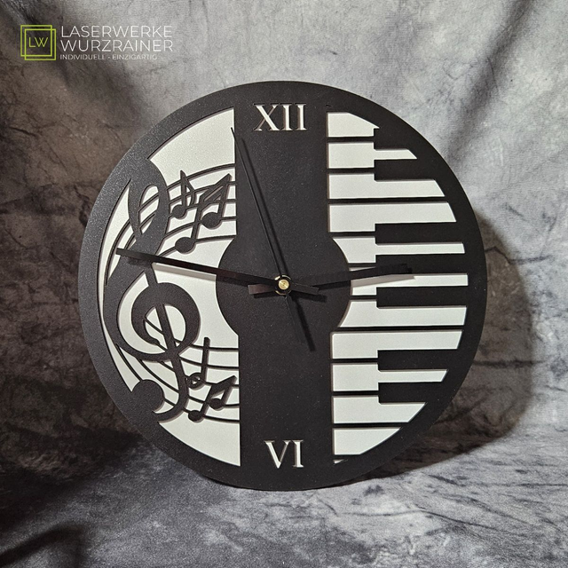 Wanduhr individuelles Muster