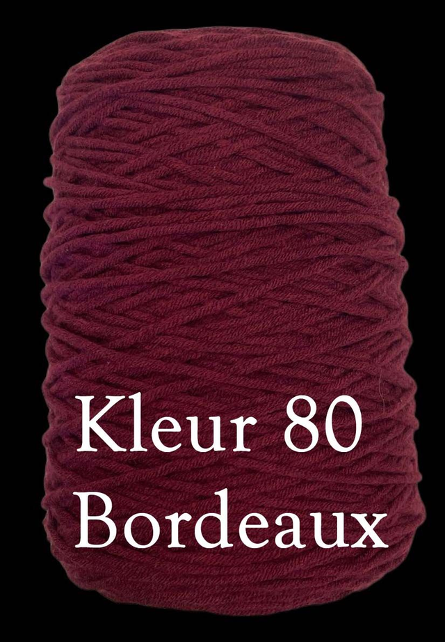 Tufting Yarns 400 gram 8 draads dik