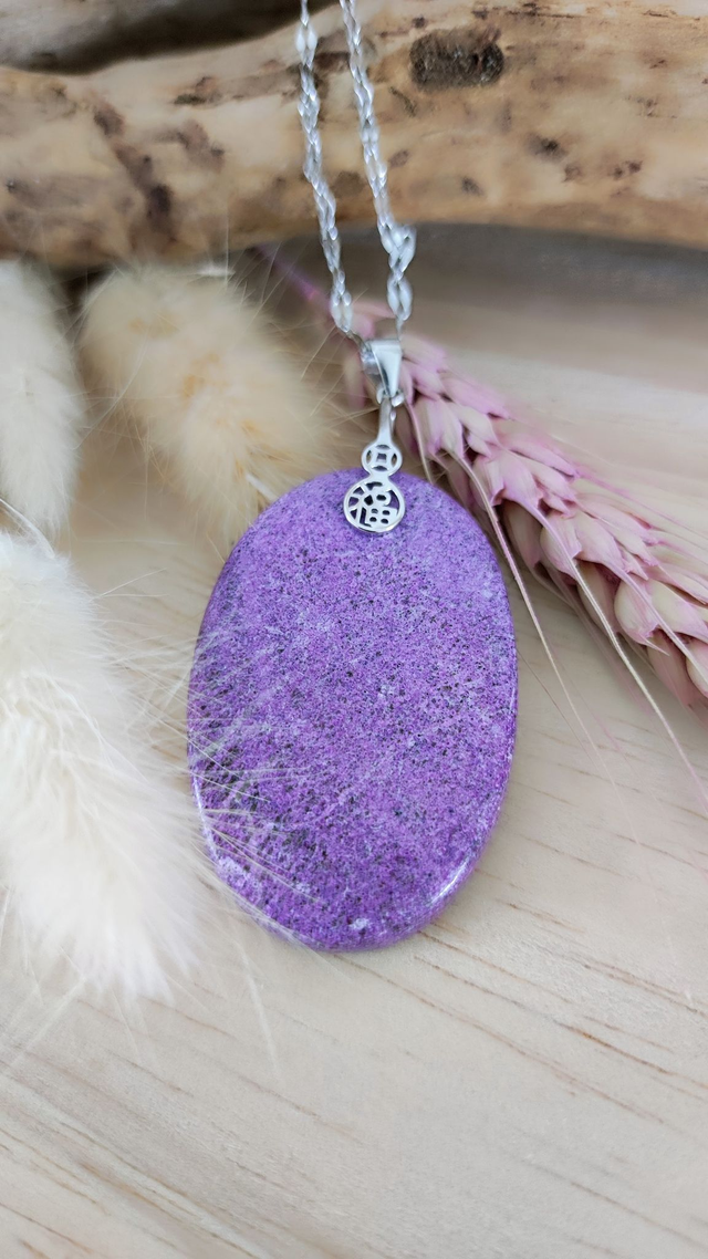 Pendentif Stichtite Pièce unique