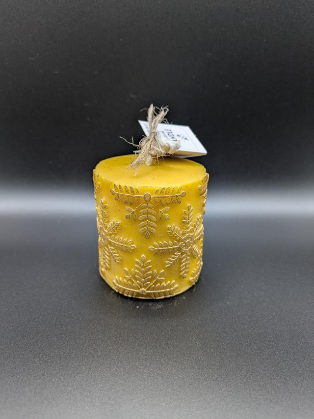 Ornate Gilded Star Beeswax Candle Small