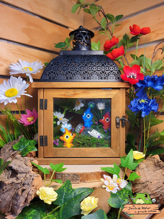 Petits aliens multicolores