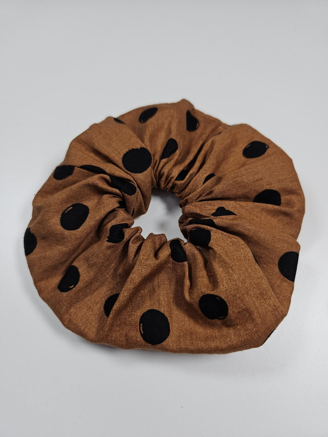 DOTTY cognac scrunchie hajgumi