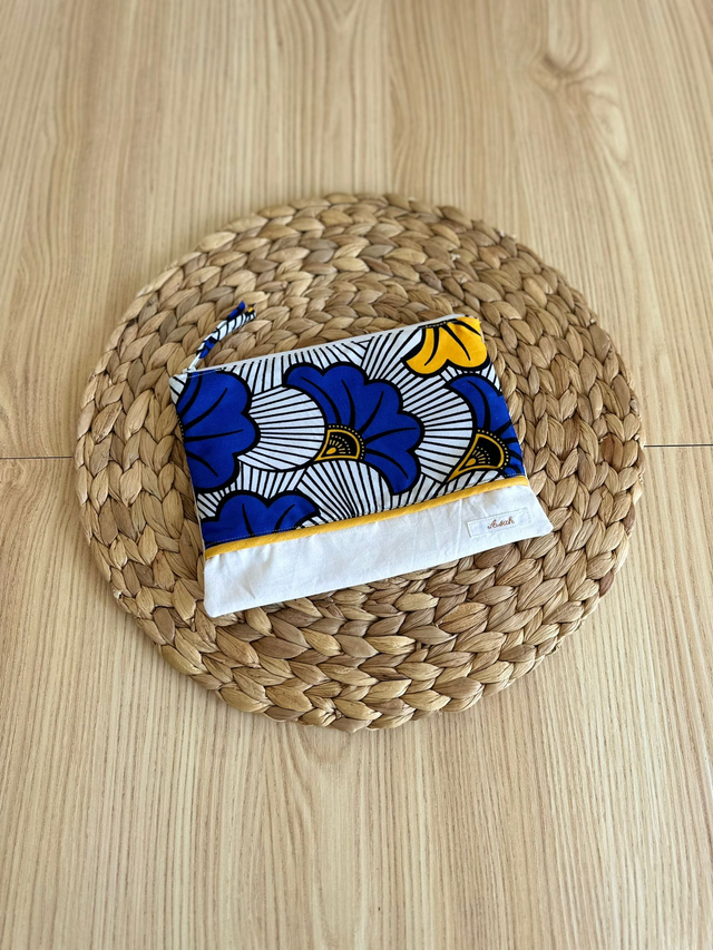Pochette/Trousse plate modèle jaune/bleu