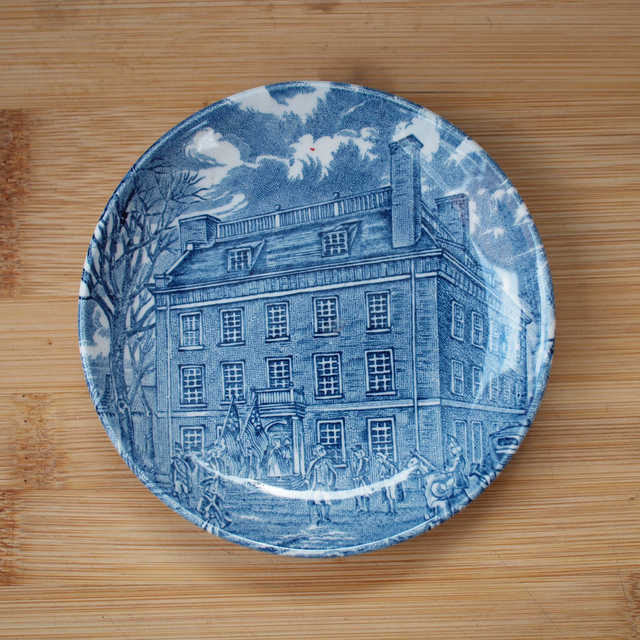 Liberty Blue | Sierschaaltje schoteltje (diameter 10,5  cm | hoogte 1,5 cm) &#039;Historical Colonial Scenes&#039; motief in blauwe kleur | Vintage