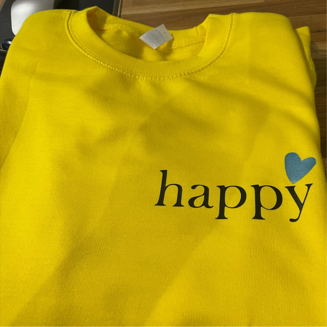 Yellow Sweatshirt Happy Heart 