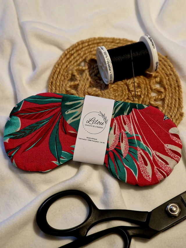 Masque de sommeil rose