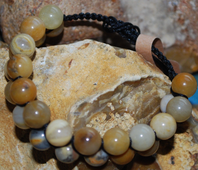 Bracelet en pierre de soleil