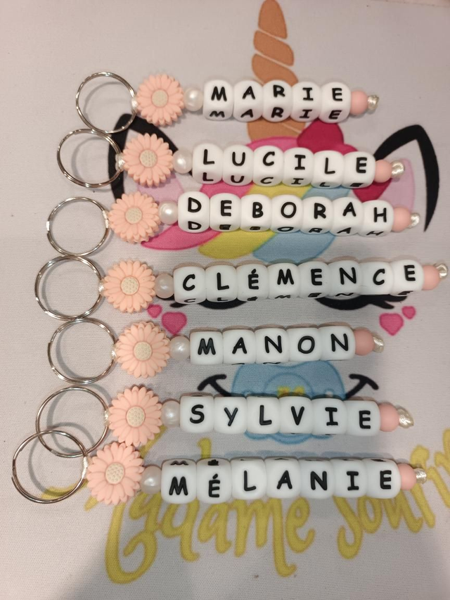 7 Porte clés 1 branche Marguerite