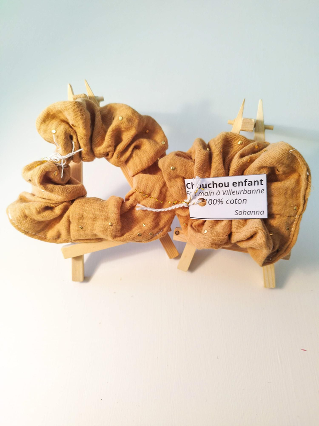 Chouchou Camel pois doré