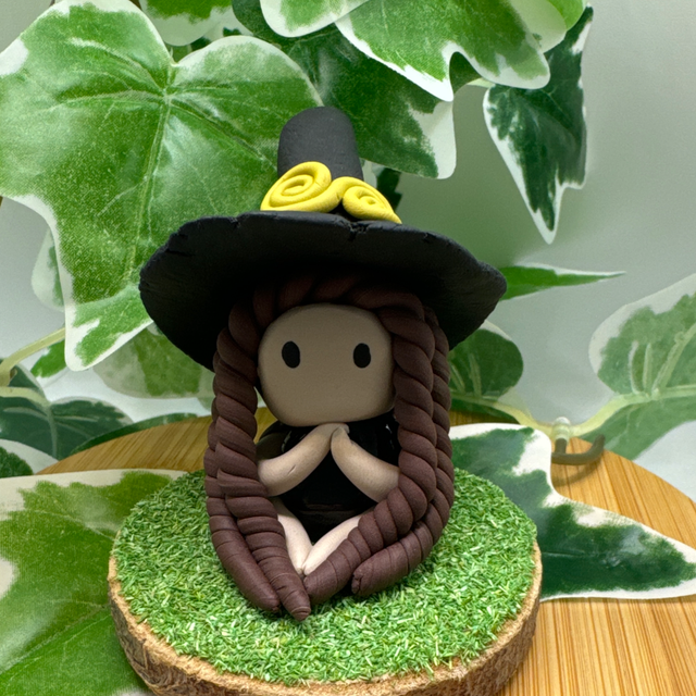 Sorcière de protection marron