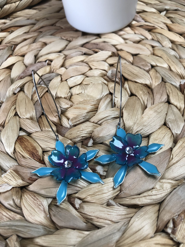 Boucles d'oreilles Esméralda - design fleur