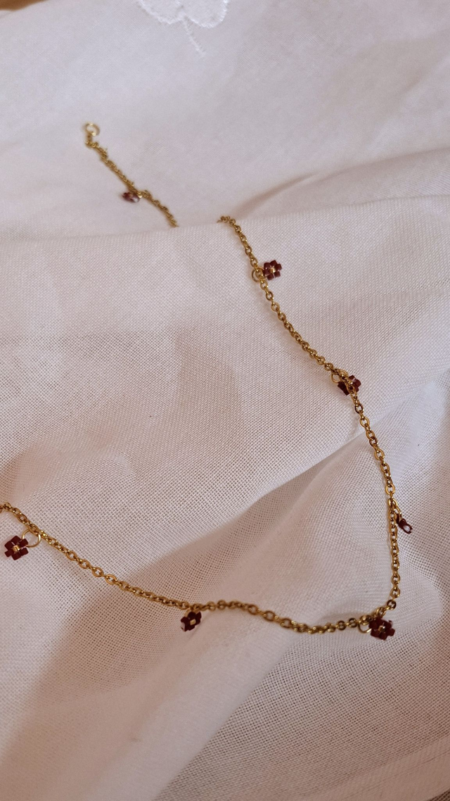 Collier pivoine