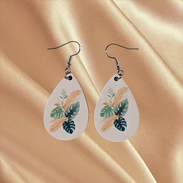 N°63 Boucles d'oreilles goutte petite fantaisie hypoallergénique 