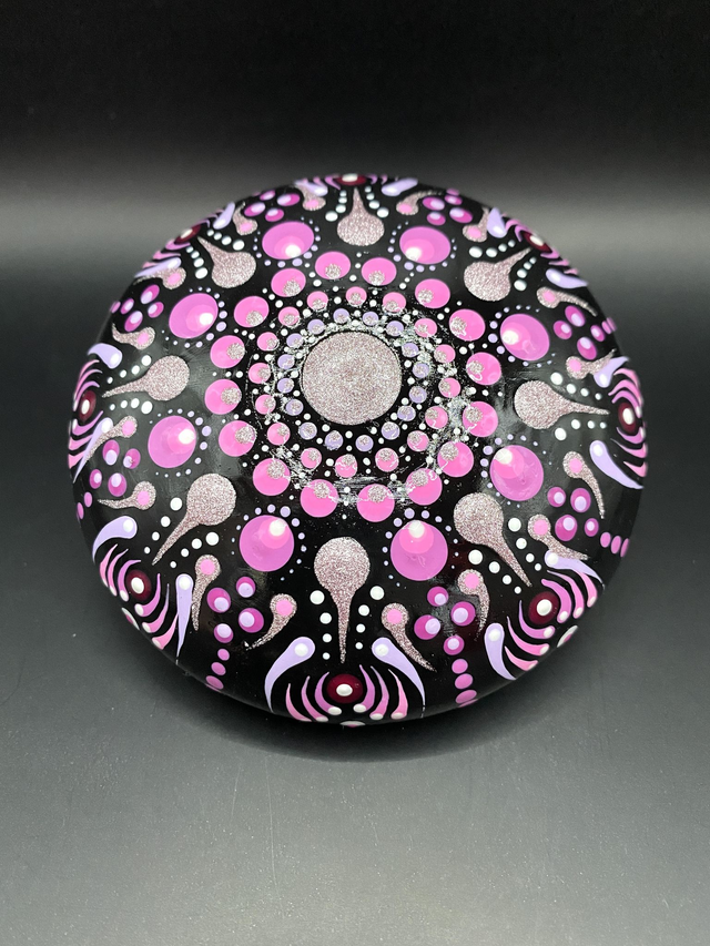 Dot Painting Mandala Stein aus Gips, schwarz/pink/weiß/rosa Glitter, g, 9,5 cm 