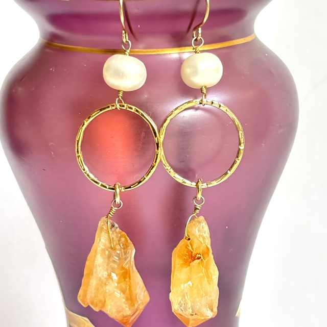 Ohrringe mit Perle und wildem Citrin
