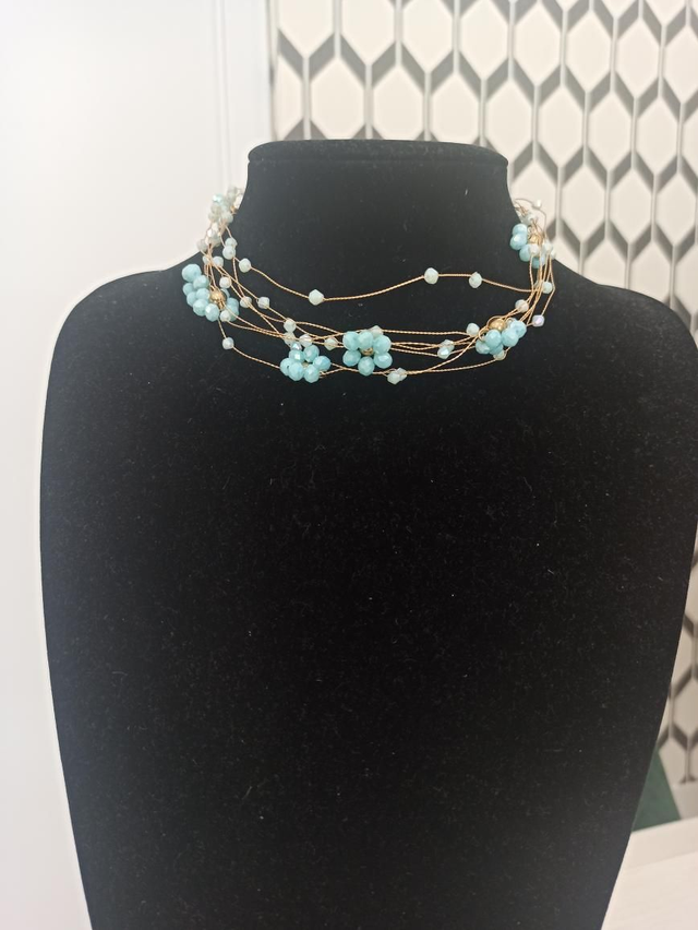 Collanina filo celeste