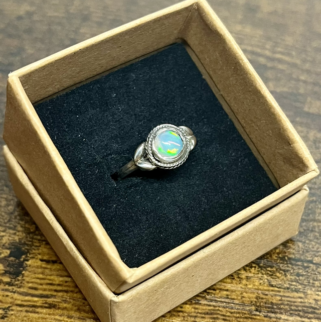 Bague en argent et Opale Welo - Taille 55