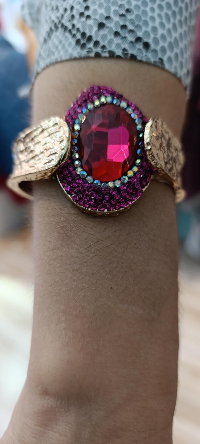 Pulsera brazalete Ojo Brillante