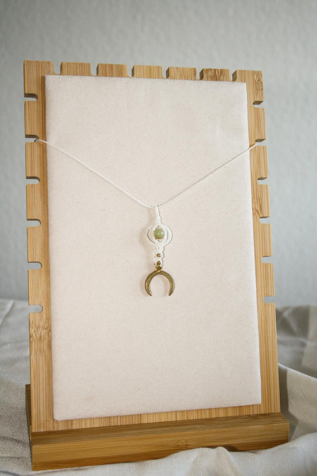 LIMITED: Kette mit orientalischem Makramee-Anhänger und Halbmond