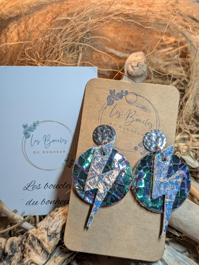 Boucles d'oreilles Queen holographique argenté qu024