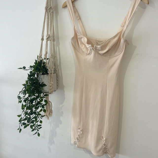 LA NUISETTE / GAINE KIM