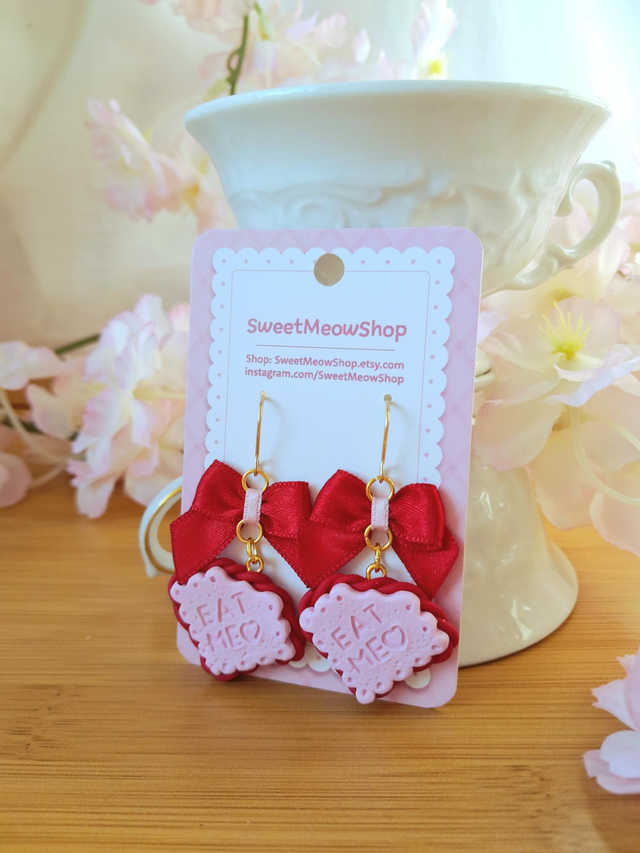 Eat Me (punainen) - korvakorut